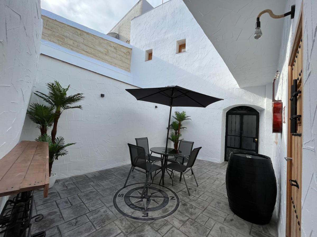 Apartamento La Lola - Patio Privado Херес-де-ла-Фронтера Екстер'єр фото